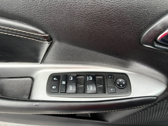 Used 2013 Dodge Journey Crew w/ Navigation & Sound Group I FWD image 18