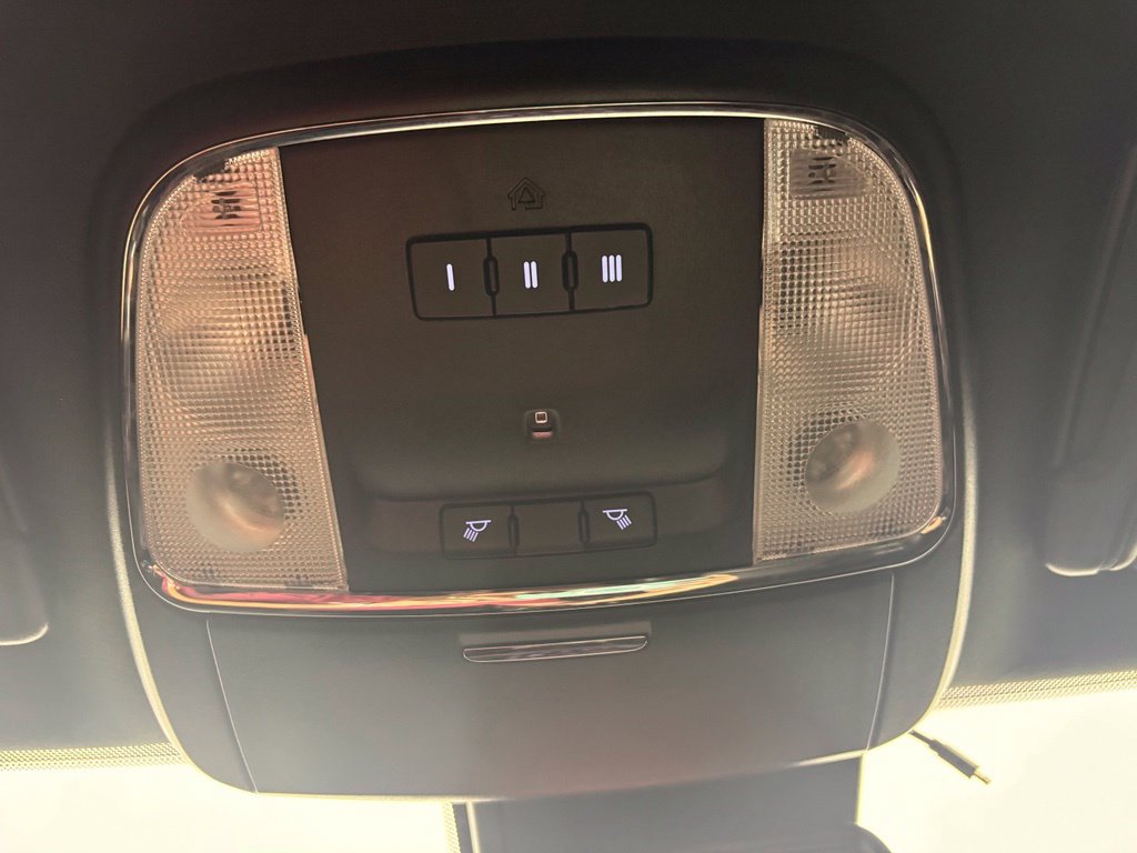 Used 2017 Dodge Charger SRT w/ Harman/Kardon Audio Group RWD image 33