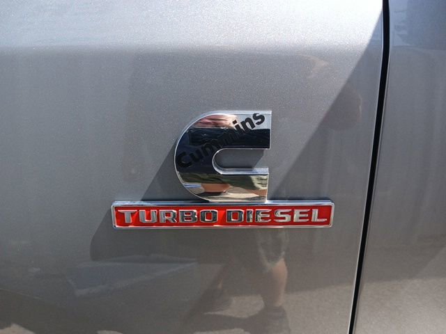 Used 2024 RAM 3500 Tradesman w/ Chrome Appearance Group AWD/4WD image 11