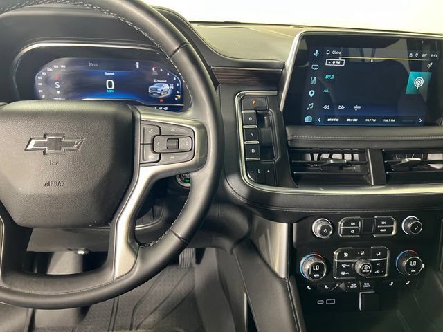 Used 2024 Chevrolet Tahoe Z71 w/ Luxury Package AWD/4WD image 18
