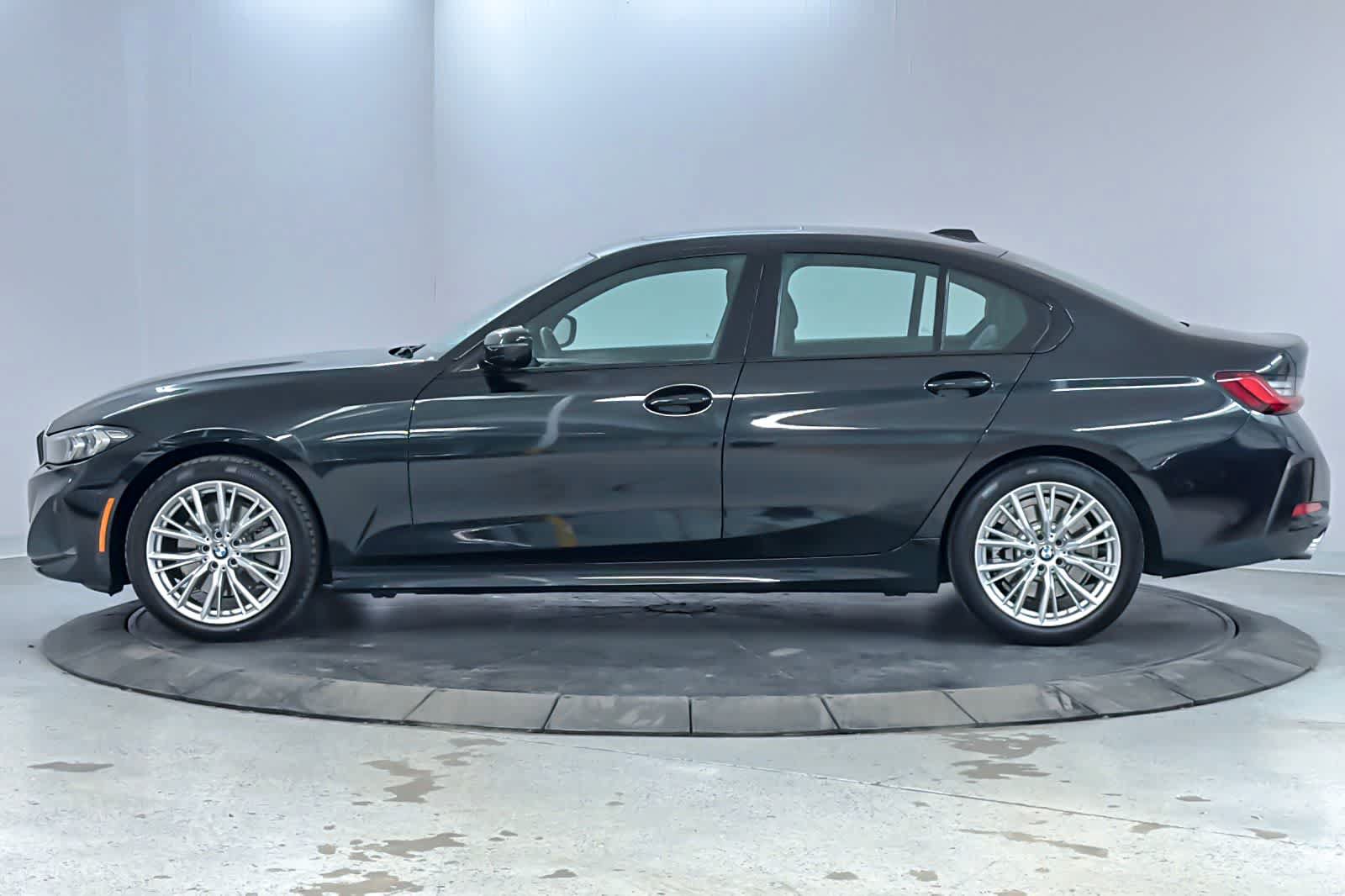 Used 2023 BMW 330i Sedan w/ Premium Package RWD image 5