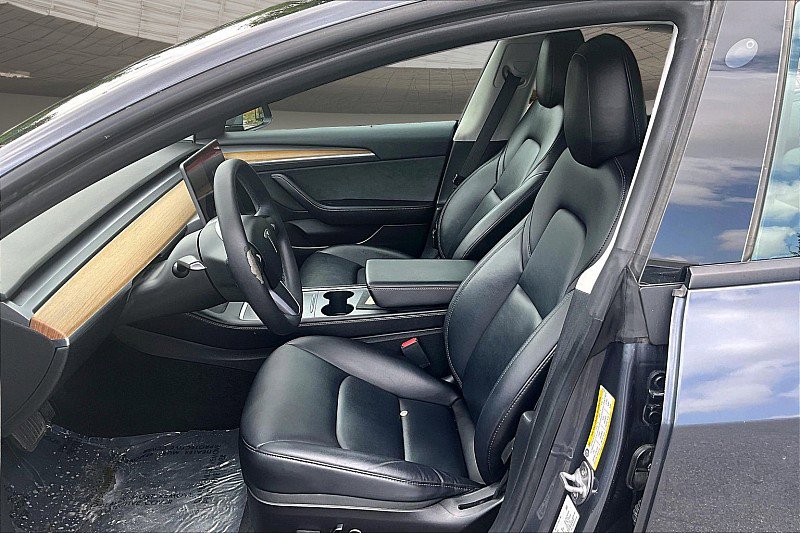 Used 2022 Tesla Model 3 Long Range image 22