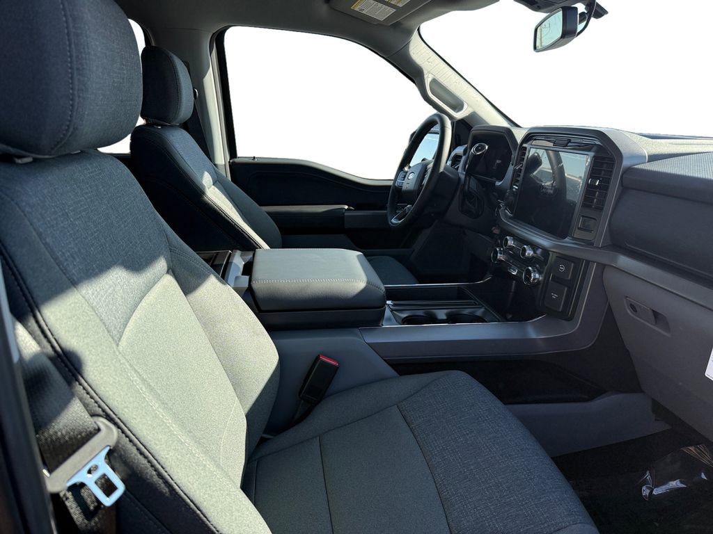 New 2025 Ford F150 XLT w/ Equipment Group 302A MID image 45