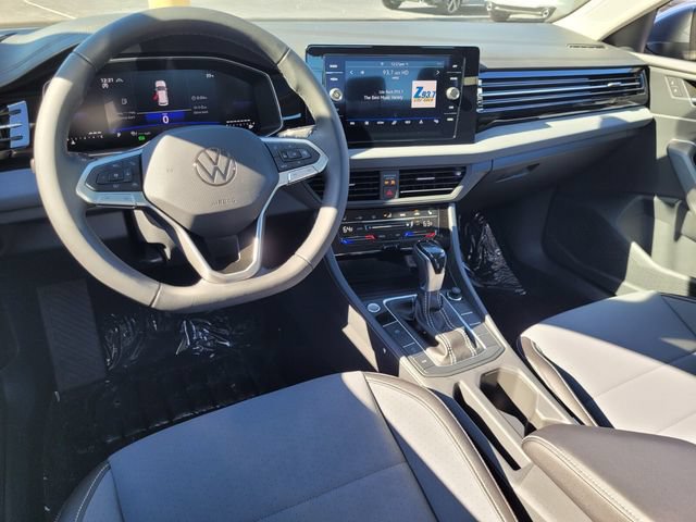 New 2026 Volkswagen Jetta SE FWD image 7