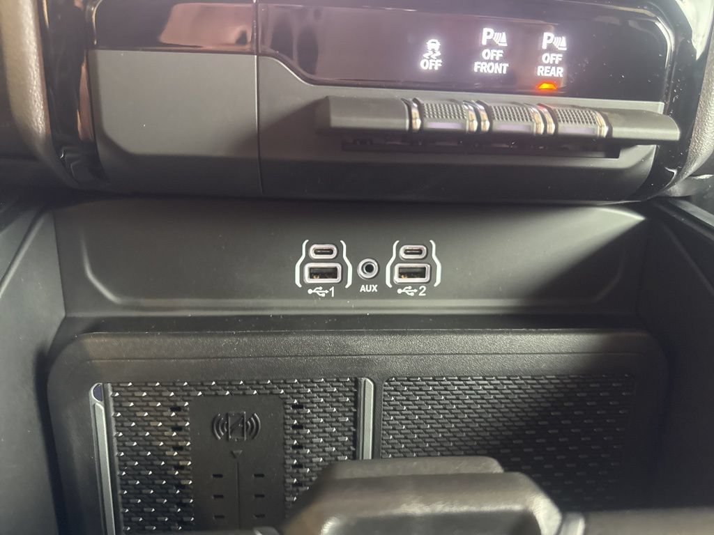 New 2026 RAM 1500 Big Horn AWD/4WD image 32