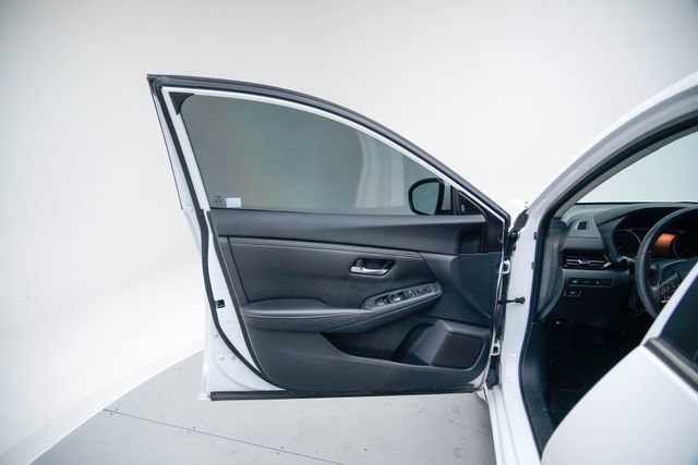 Used 2020 Nissan Sentra SV FWD image 22