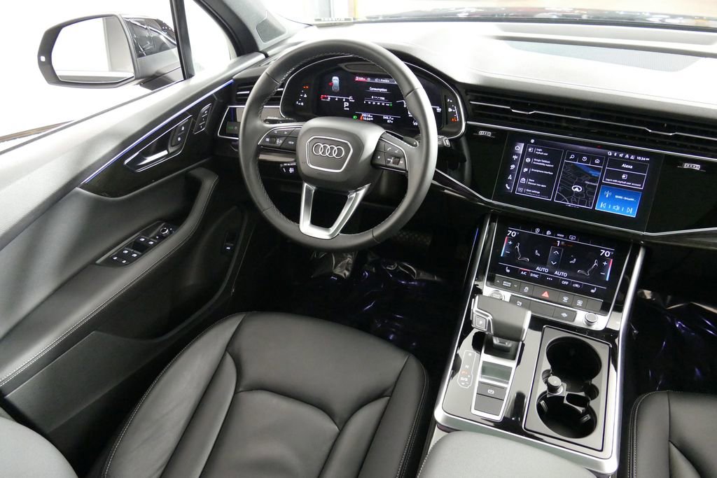 Used 2025 Audi Q7 3.0T Premium Plus AWD/4WD image 10