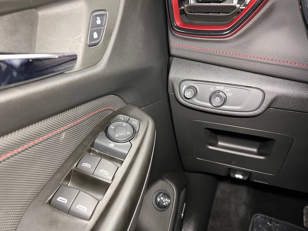 Used 2024 Chevrolet TrailBlazer RS w/ Convenience Package image 15