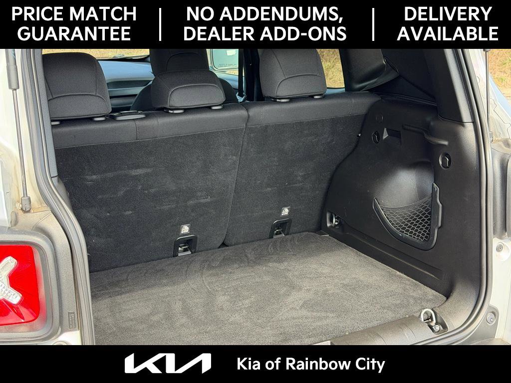 Used 2018 Jeep Renegade Latitude image 23