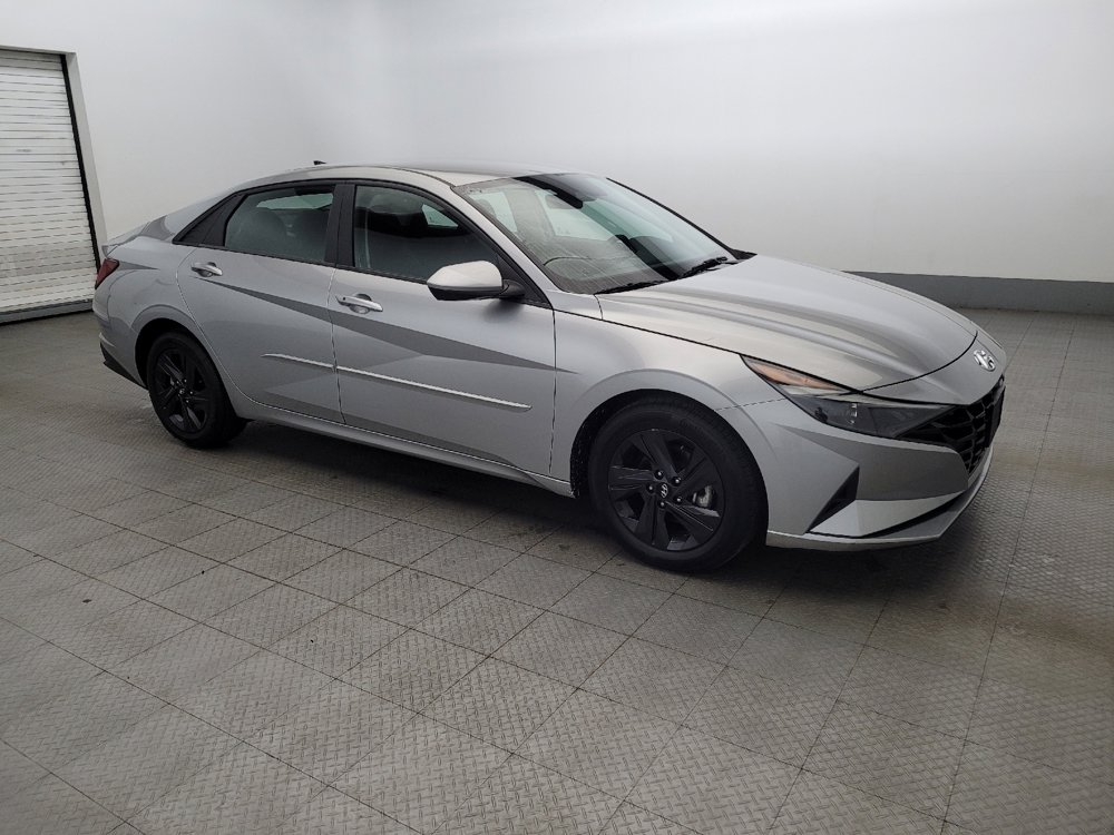 Used 2022 Hyundai Elantra SEL w/ Cargo Package image 11
