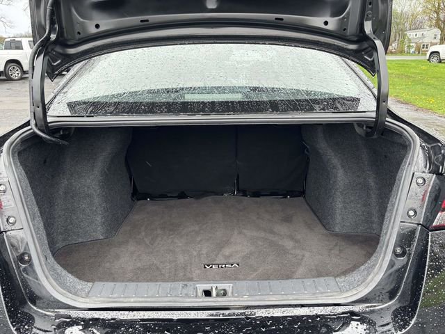 Used 2024 Nissan Versa SV image 31