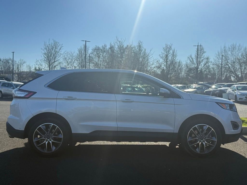 Used 2016 Ford Edge Titanium w/ Equipment Group 302A image 6