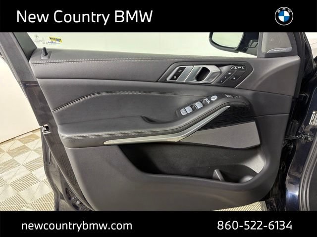 Used 2023 BMW X7 xDrive40i w/ M Sport Package AWD/4WD image 12