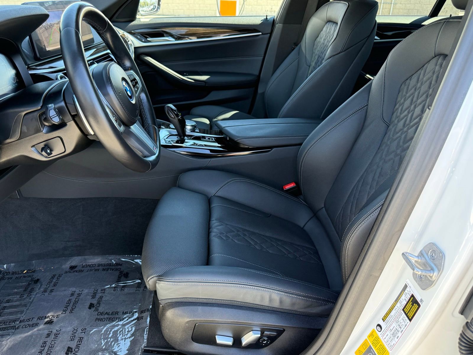 Used 2023 BMW 530e 530e iPerformance w/ M Sport Package image 20