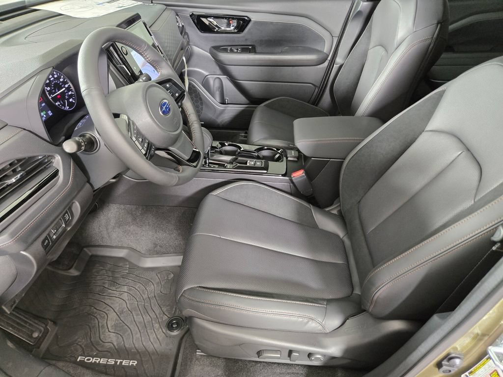 New 2026 Subaru Forester Touring AWD/4WD image 9