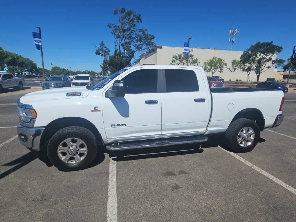 Used 2024 RAM 2500 Big Horn w/ Off Road Package AWD/4WD image 4
