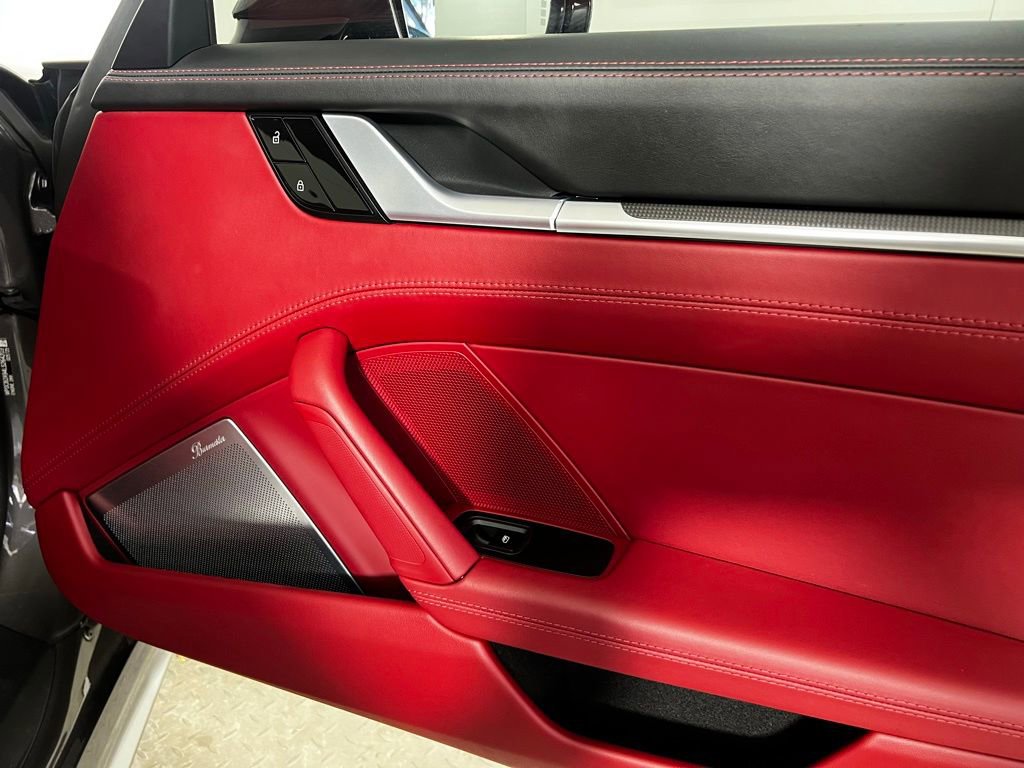 Certified 2020 Porsche 911 Carrera 4S image 23