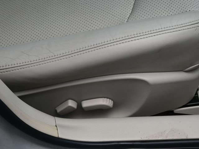 Used 2012 INFINITI G37 Journey w/ Premium Pkg image 36