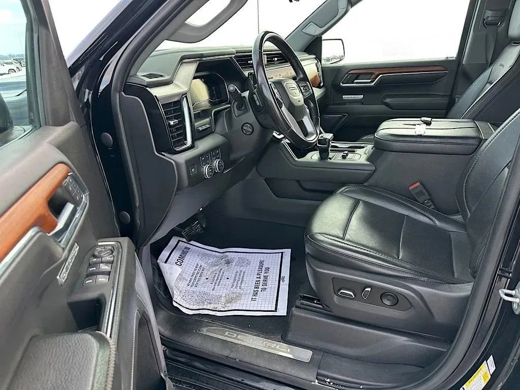 Used 2023 GMC Sierra 1500 Denali w/ Technology Package image 12