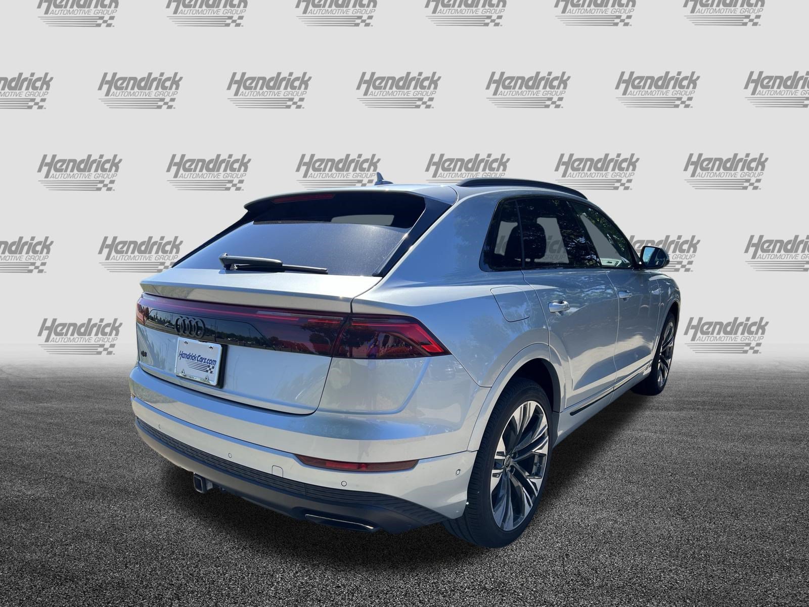 Used 2024 Audi Q8 Premium AWD/4WD image 10