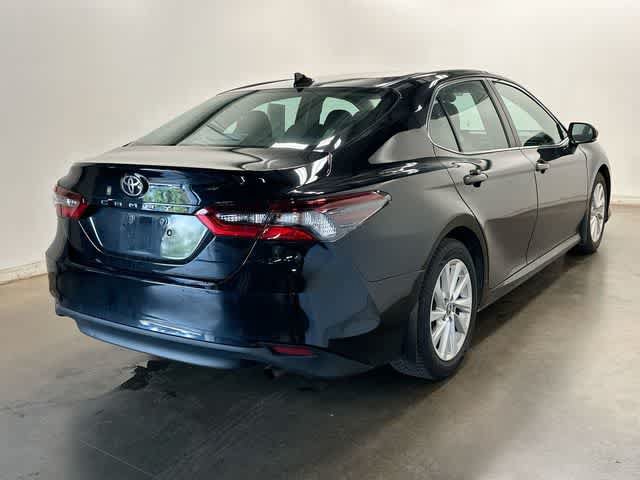 Used 2022 Toyota Camry LE FWD image 21