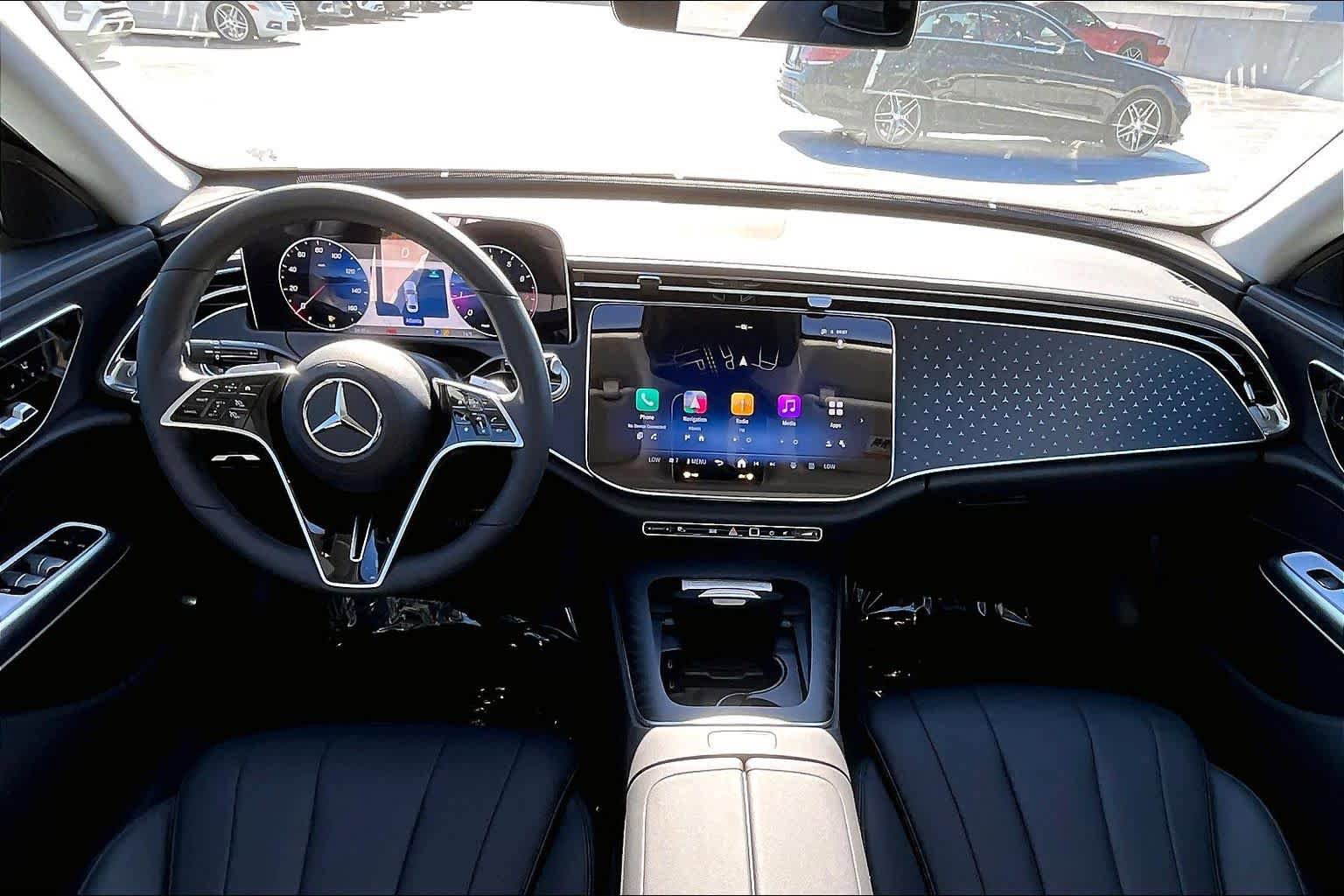 Used 2025 Mercedes-Benz E 350 Sedan image 15