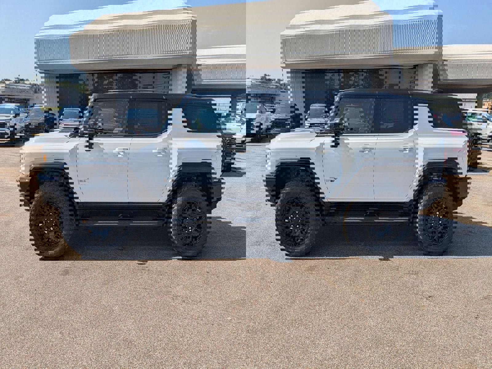 New 2026 GMC Hummer EV SUV image 2