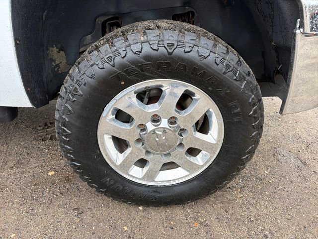 Used 2011 Chevrolet Silverado 3500 LT w/ Snow Plow Prep Package AWD/4WD image 20
