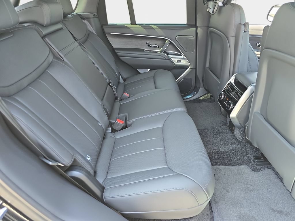 New 2026 Land Rover Range Rover SE AWD/4WD image 11