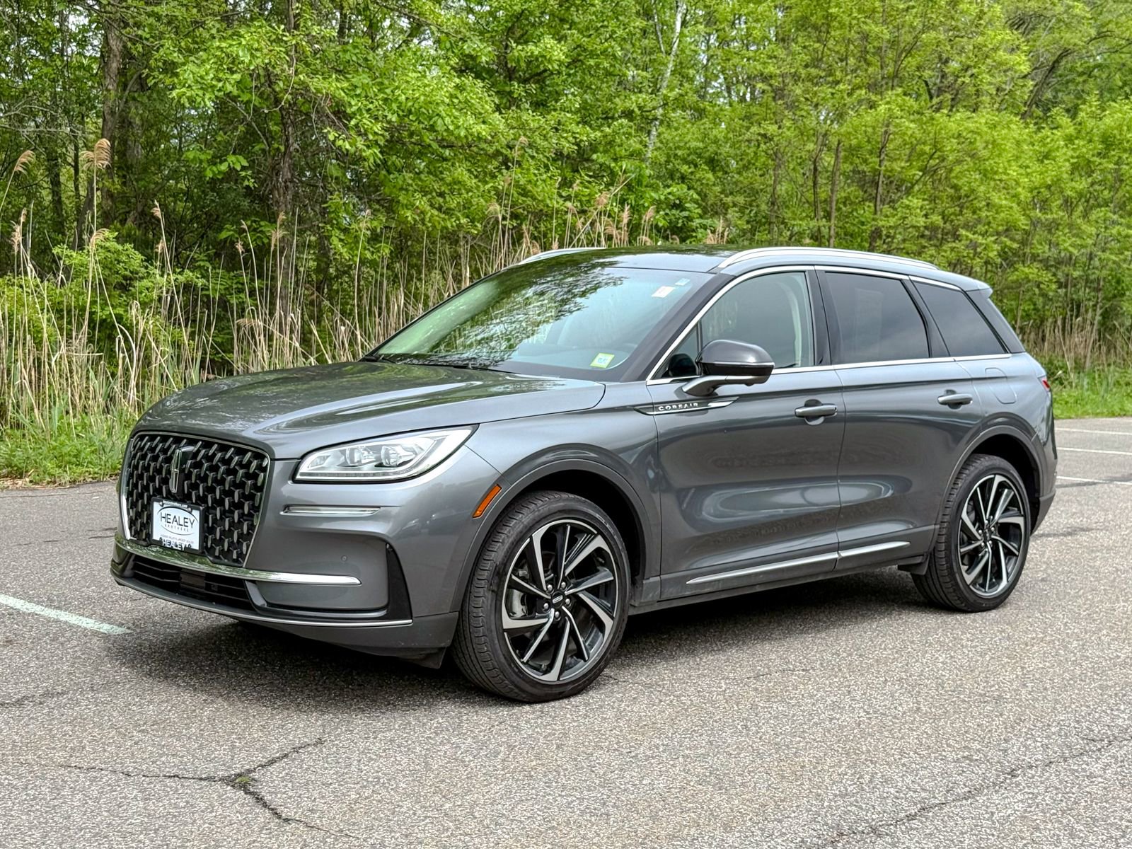 Used 2023 Lincoln Corsair Reserve w/ Equipment Group 201A AWD/4WD image 3