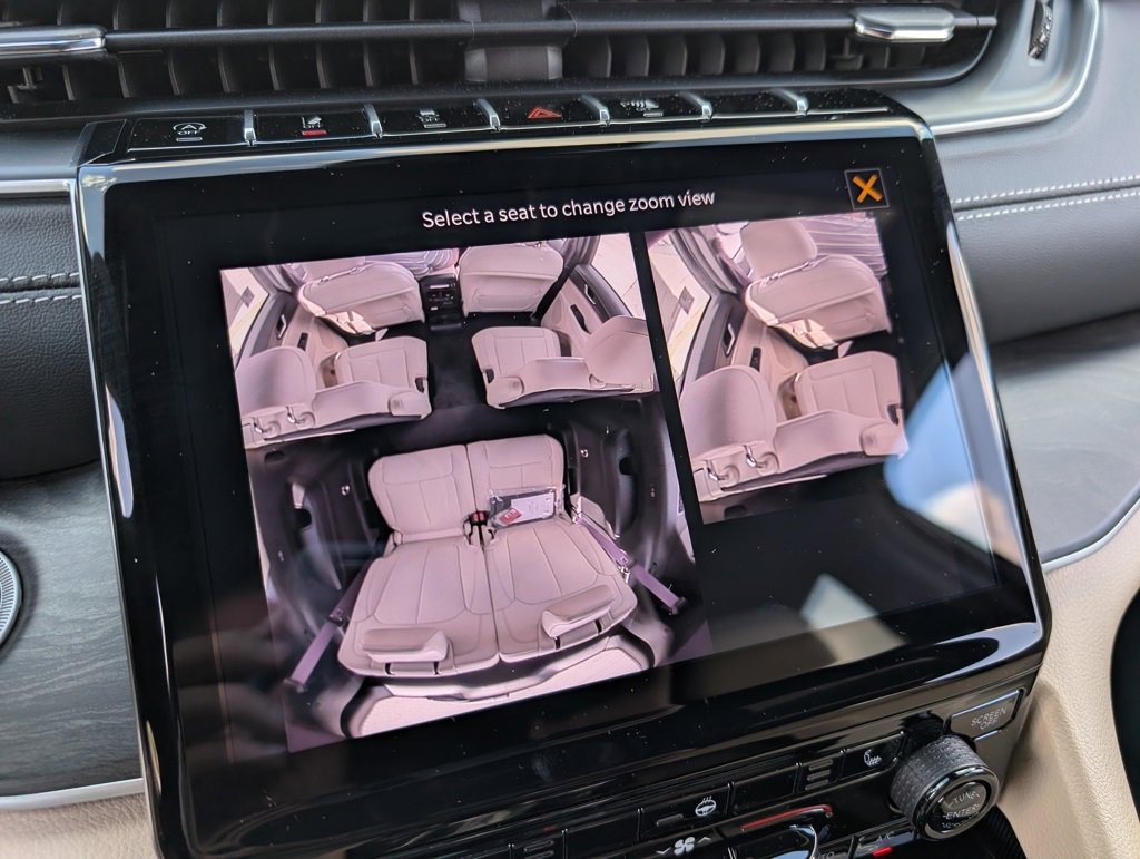 New 2025 Jeep Grand Cherokee L Limited image 29