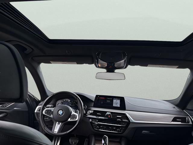 Used 2018 BMW M550i xDrive AWD/4WD image 19