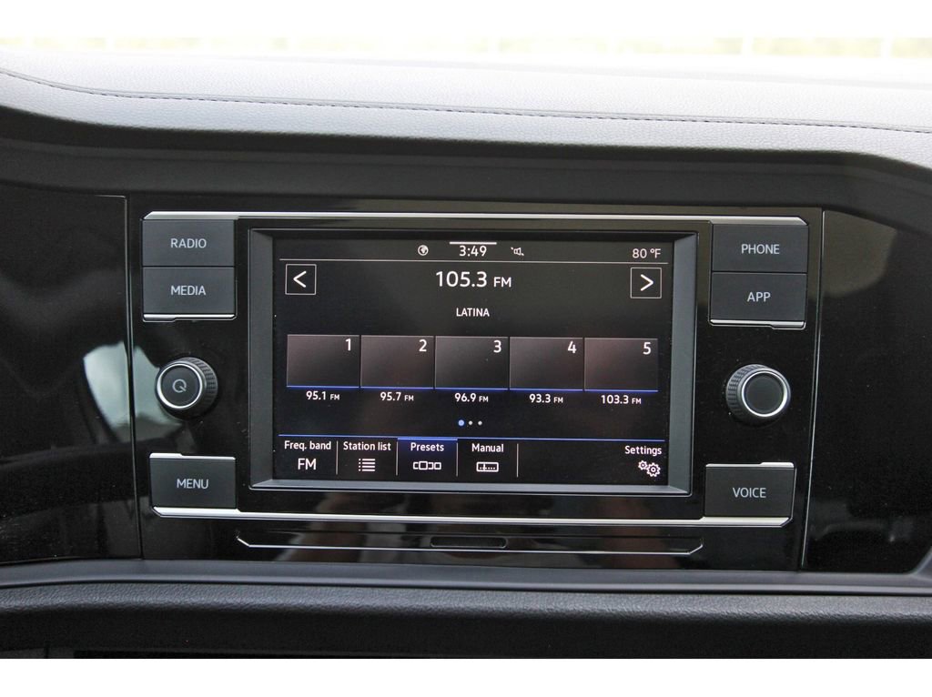 Used 2020 Volkswagen Jetta SE image 28