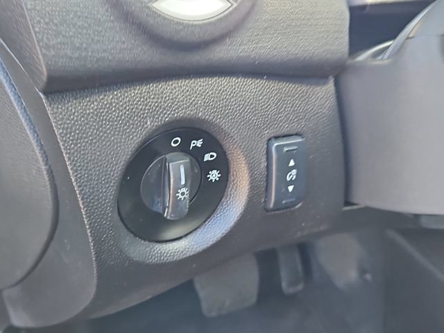 Used 2017 Ford Fiesta SE FWD image 22