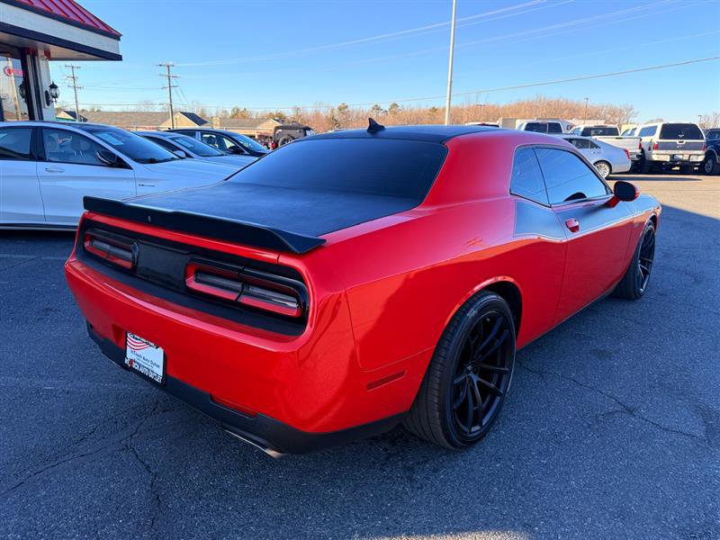 Used 2018 Dodge Challenger T/A image 3