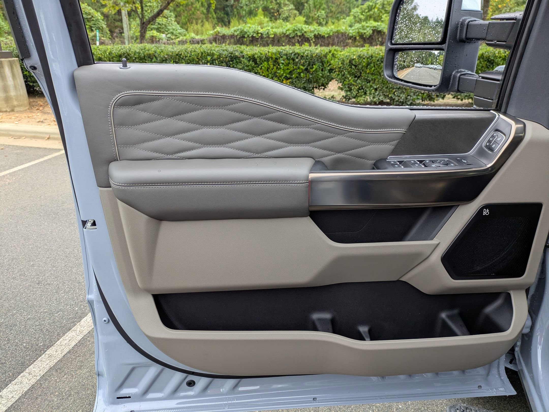 New 2026 Ford F250 Platinum w/ Platinum Plus Package image 16