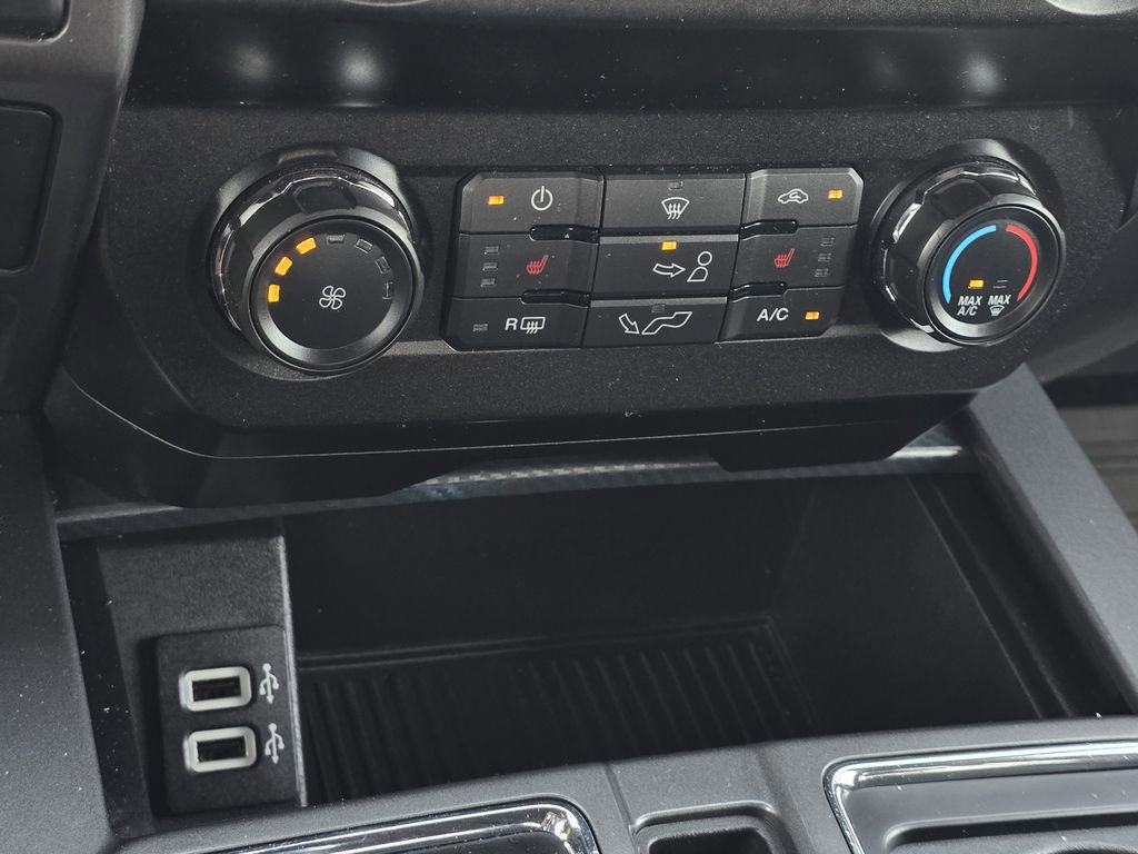 Used 2019 Ford F150 XLT w/ Equipment Group 302A Luxury AWD/4WD image 22