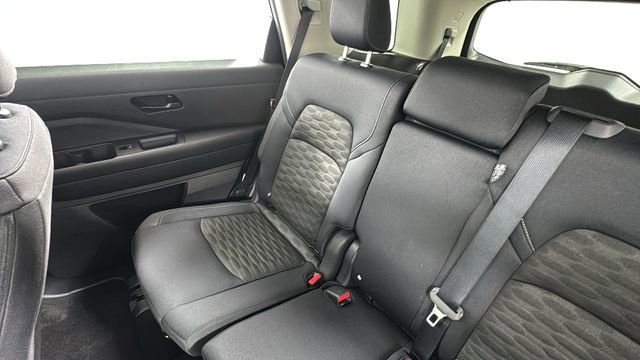 New 2026 Nissan Pathfinder S image 14