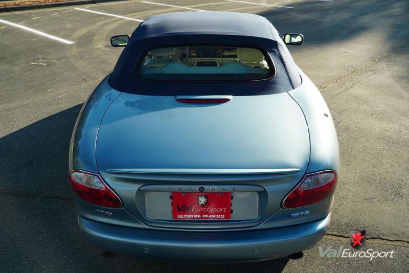 Used 2003 Jaguar XK8 Convertible image 10