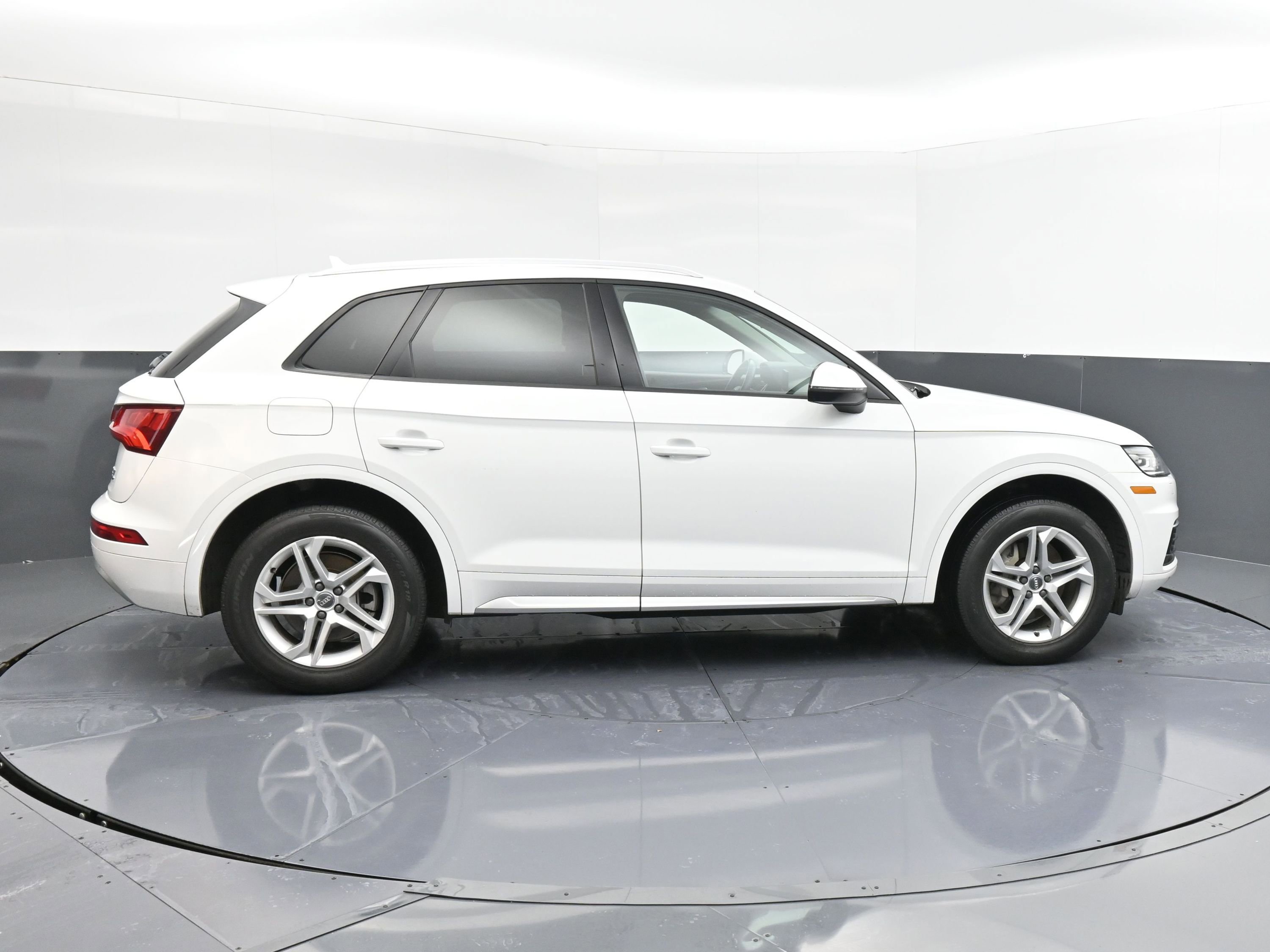 Used 2018 Audi Q5 2.0T Premium image 9