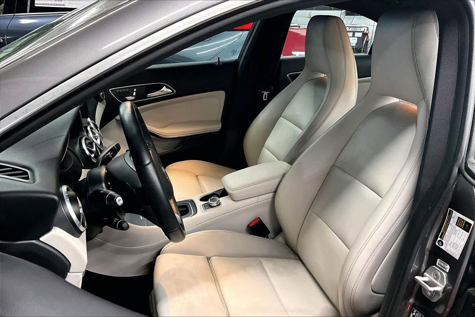 Used 2017 Mercedes-Benz CLA 250 image 7