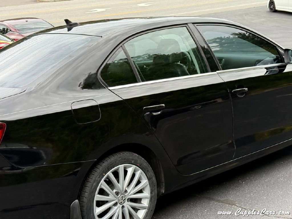 Used 2016 Volkswagen Jetta SEL w/ Lighting Package image 30
