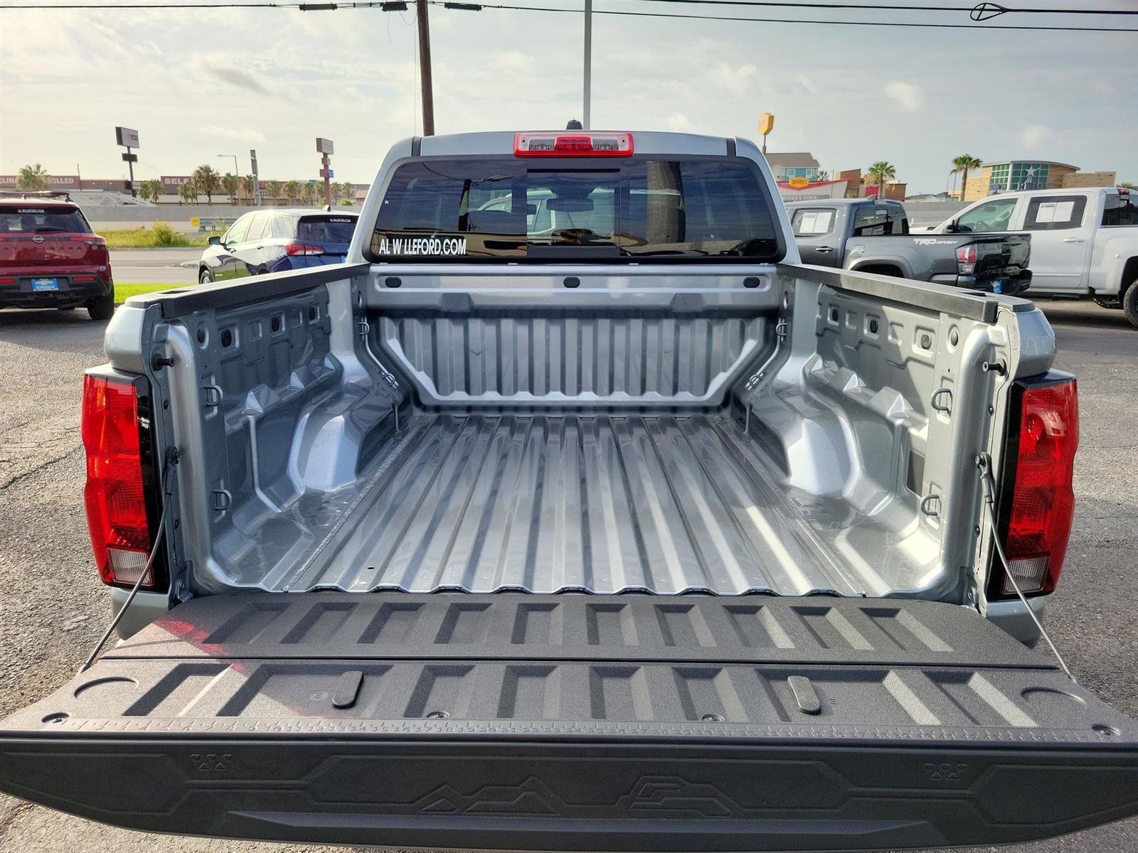 New 2025 Chevrolet Colorado LT w/ Advanced Trailering Package image 24