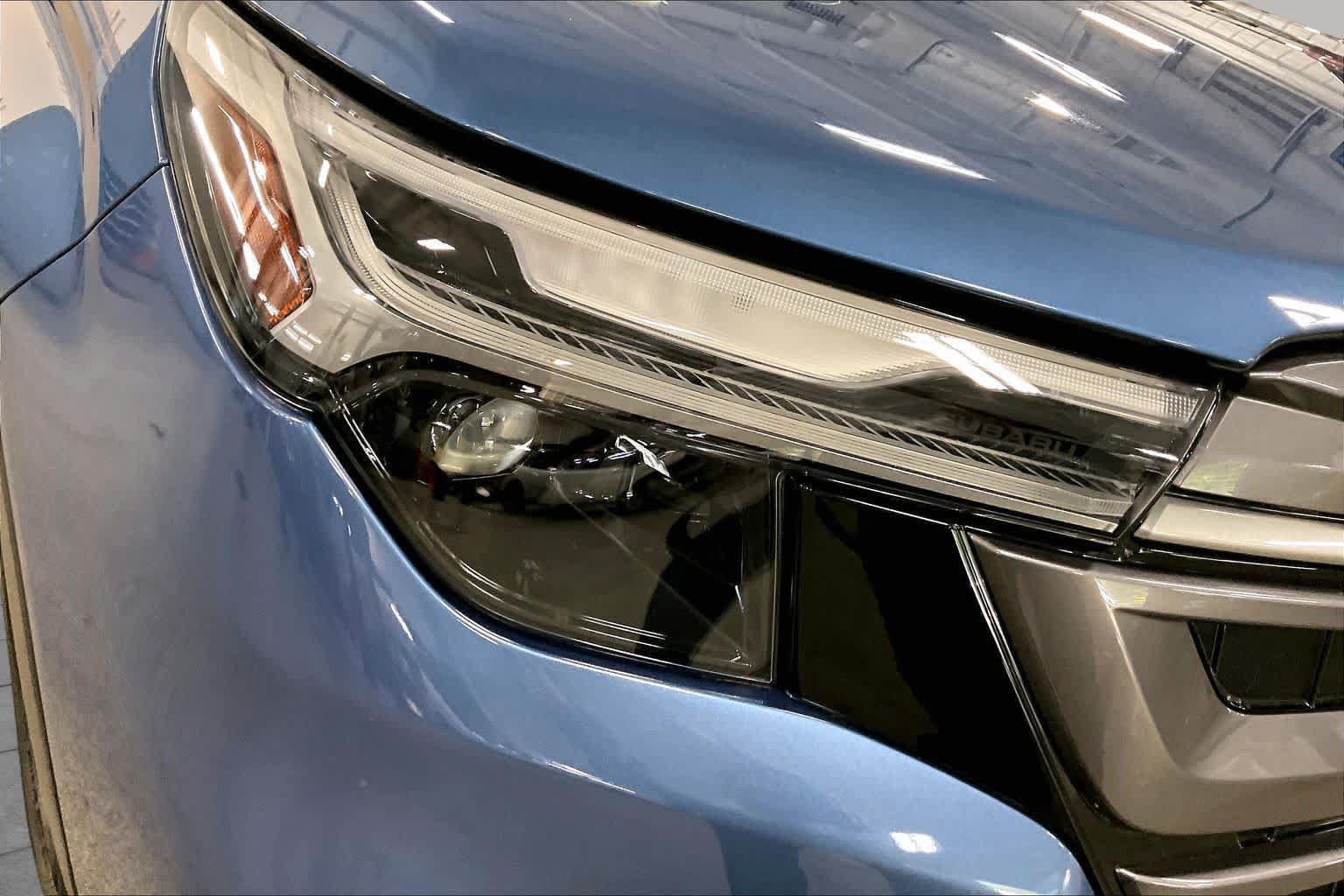 Used 2025 Subaru Forester Limited AWD/4WD image 28