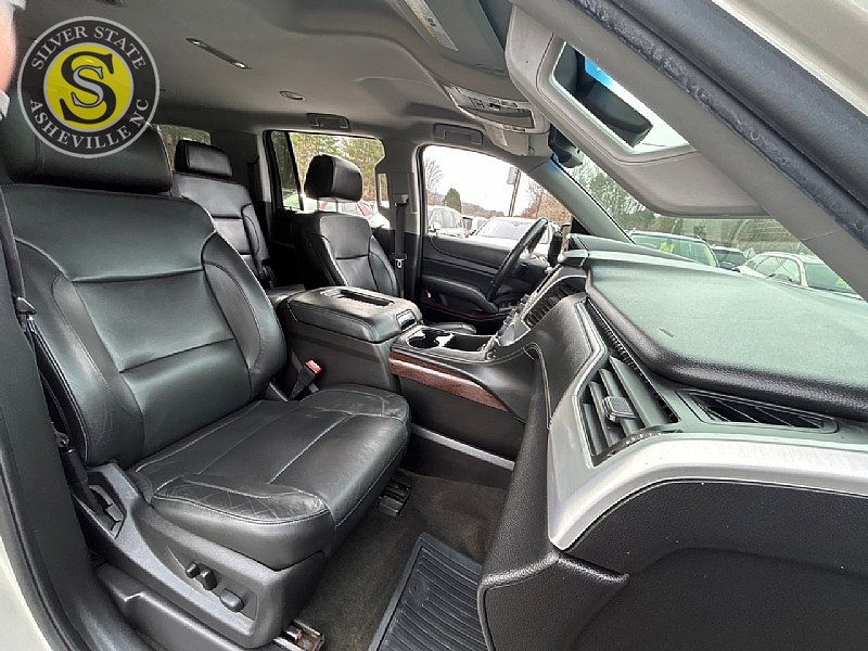 Used 2017 GMC Yukon XL SLT image 17