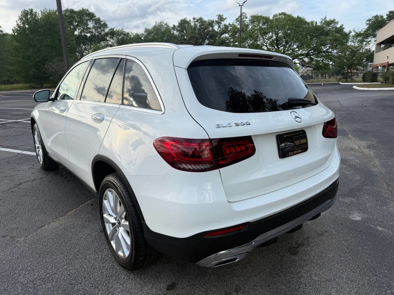 Used 2020 Mercedes-Benz GLC 300 image 6