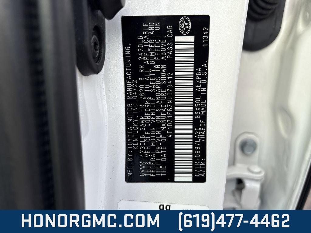 Used 2022 Toyota Avalon Limited image 35