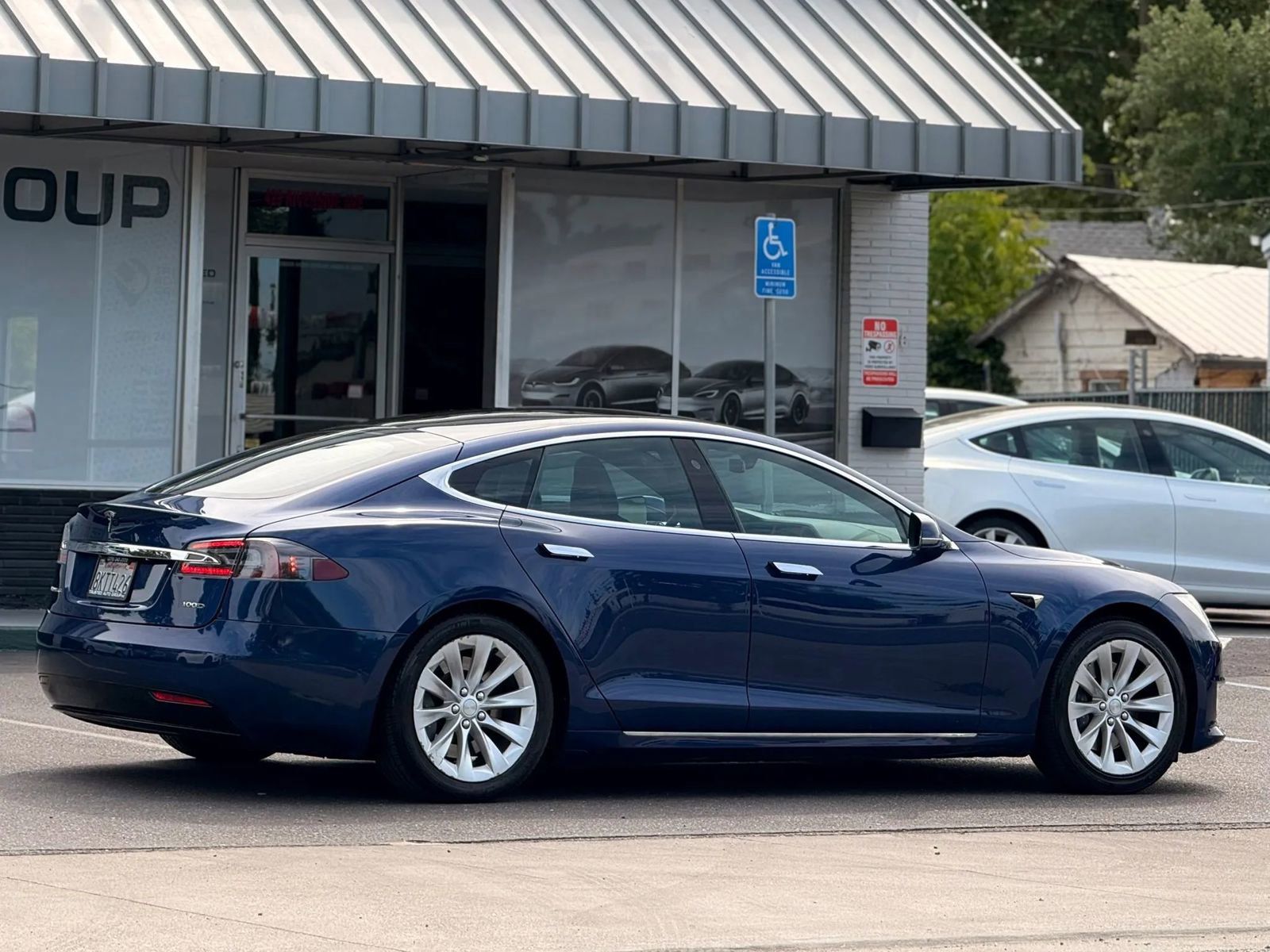 Used 2019 Tesla Model S 100D image 8