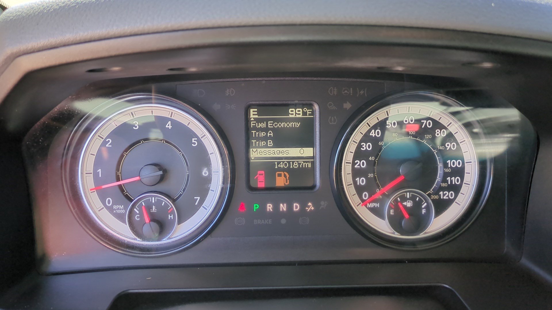 Used 2019 RAM 1500 Classic SLT AWD/4WD image 19