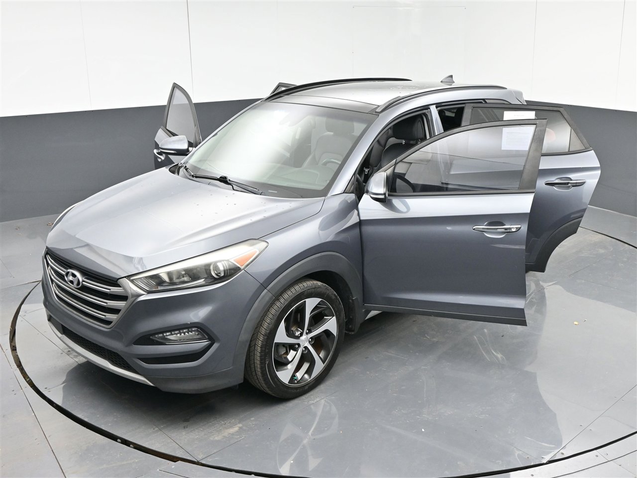 Used 2017 Hyundai Tucson Limited w/ Limited Ultimate Package 03 image 39